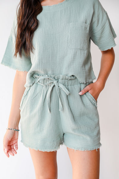 Linen Shorts in sage
