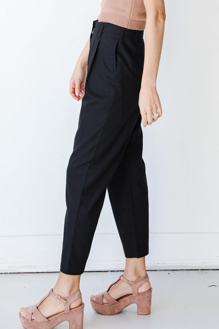 Linen Pants in black side view