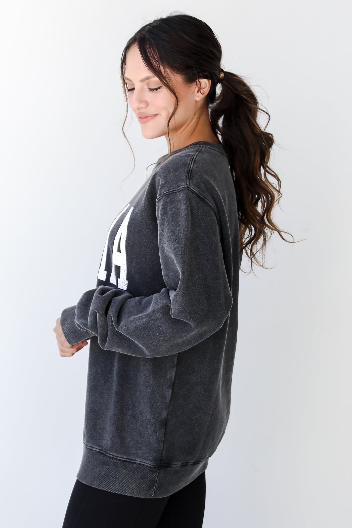 Mama Oversized Pullover side view