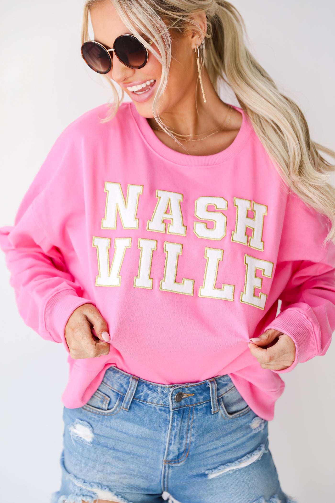 Nashville Oversized Pullover close up