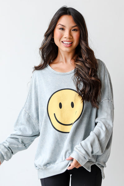 Smiley Pullover front view