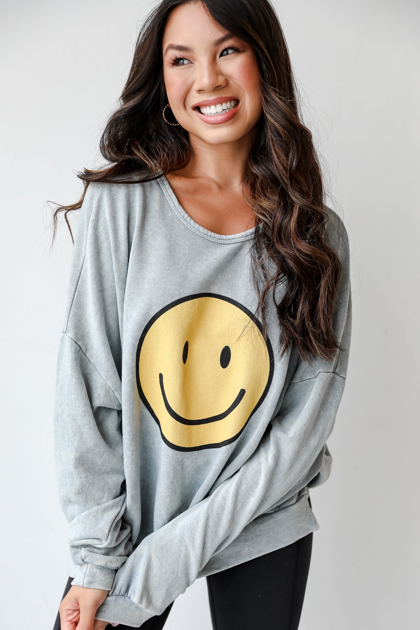 Smiley Pullover on model