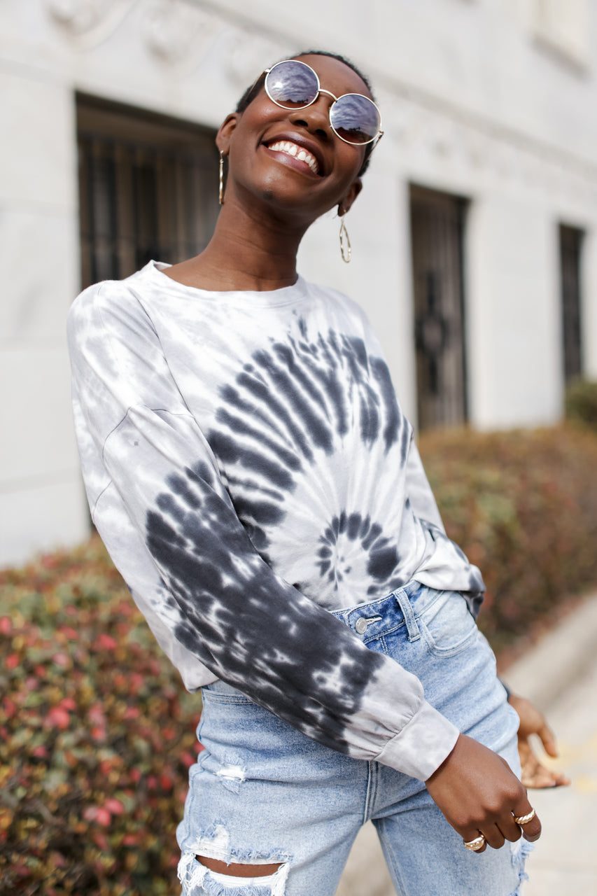 front view of model wearing tie dye pullover 