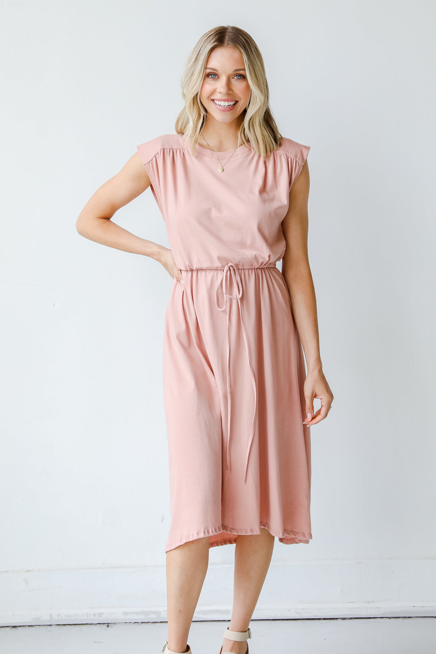 Midi Dress in peach on model