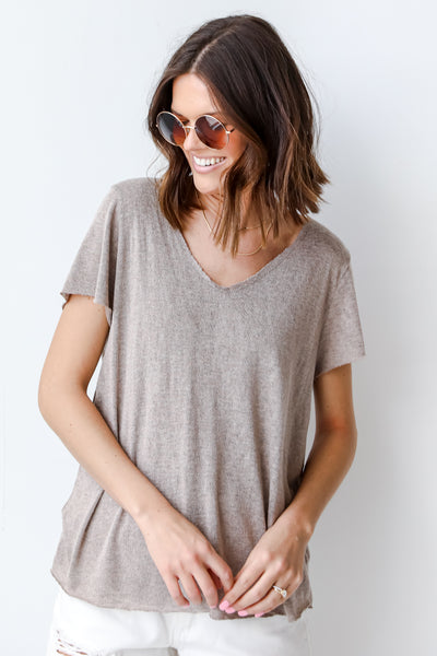 Knit V-Neck Tee in taupe