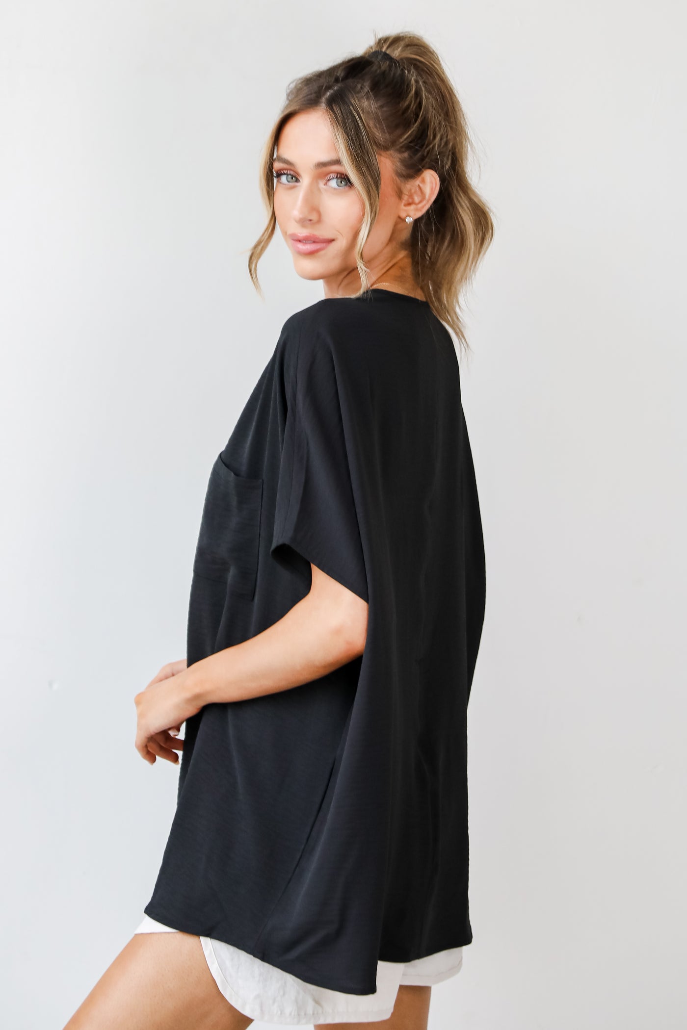 black oversized Blouse side view