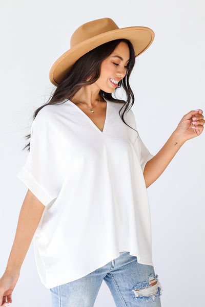Blouse in ivory side view