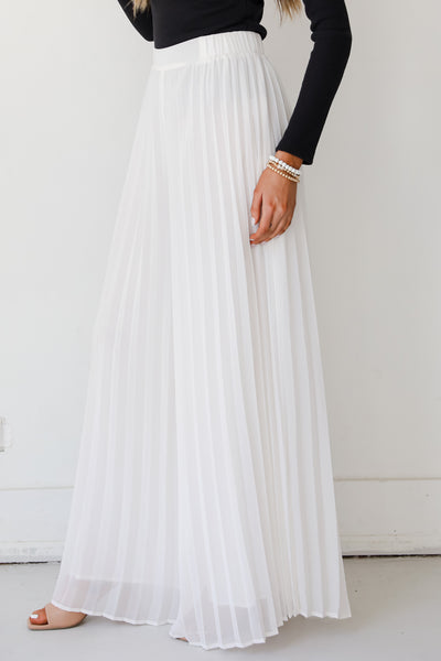 white Pleated Wide Leg Pants side view